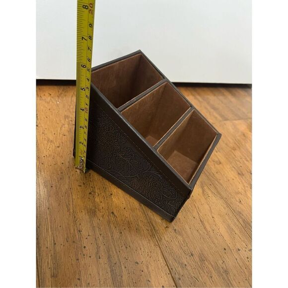 Remote control or desk caddy organizer - Picture 7 of 8